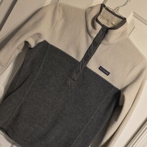 Columbia Women's Zip Up in Cream and Gray